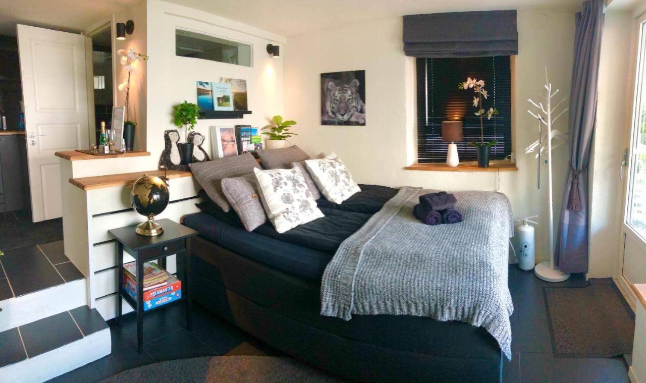 Lovely Studio Apartment Seaview & Private Sauna Lerum Exterior foto